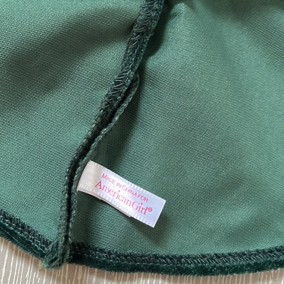 American Girl Molly Christmas - Picture 4 of 6